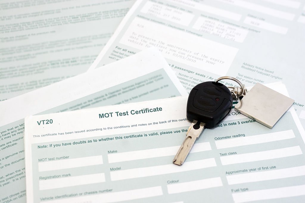 MOT vehicle test certificate